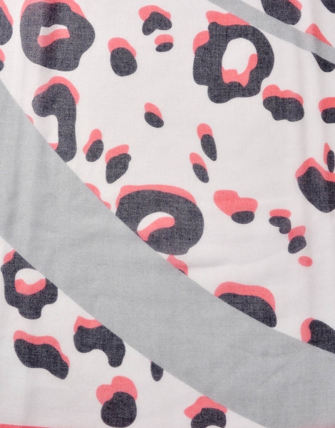 Leo Leopard Print Scarf - Available in 2 colours