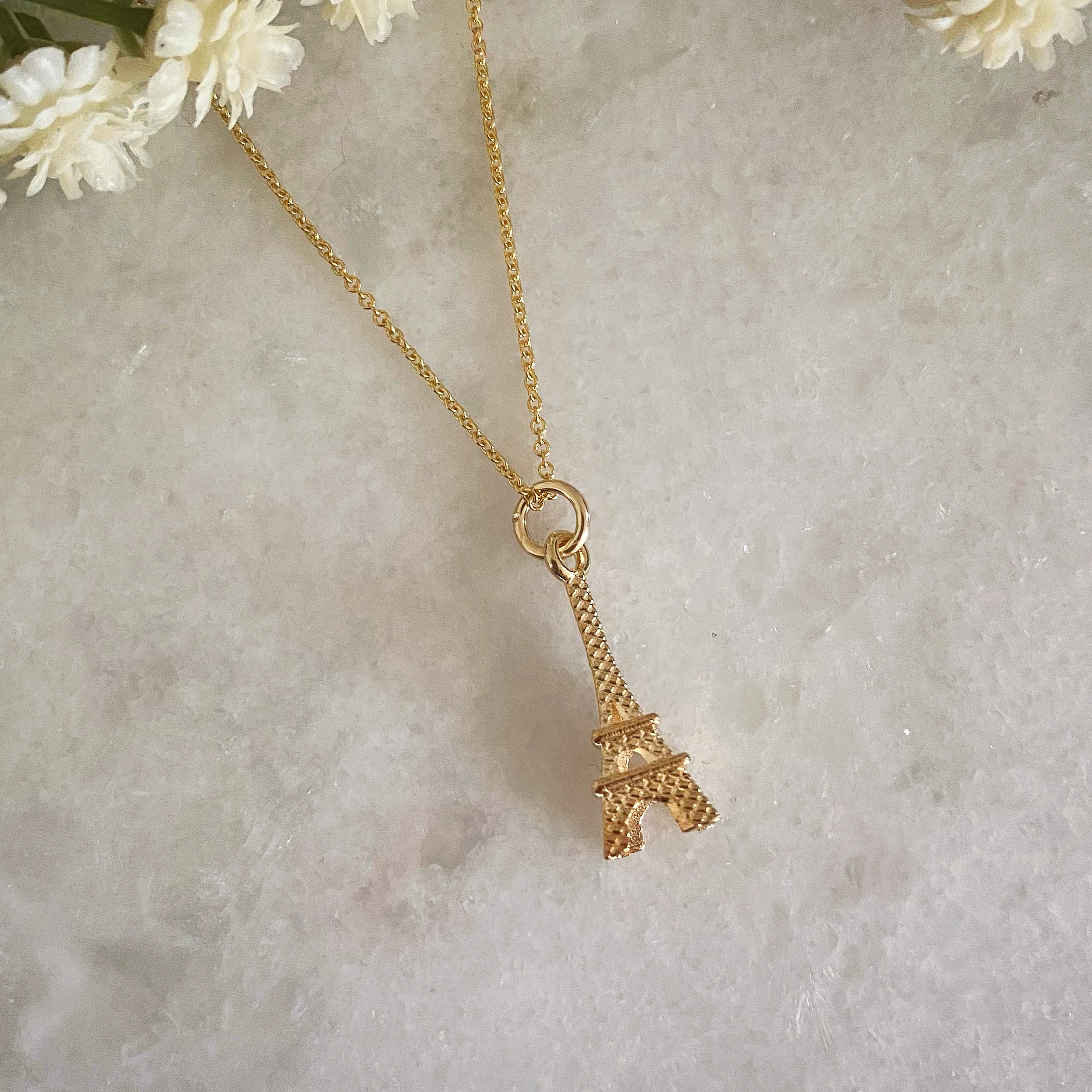Eiffel Tower Necklace Gold