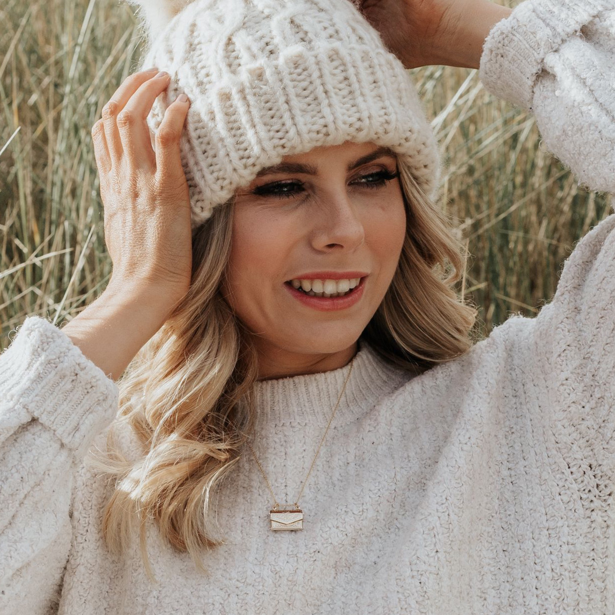 Floria Gold Envelope Necklace