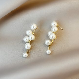 Erin Imitation Pearl Dangle Earrings