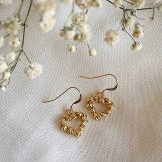 Amore Dainty Swirl Heart Earrings