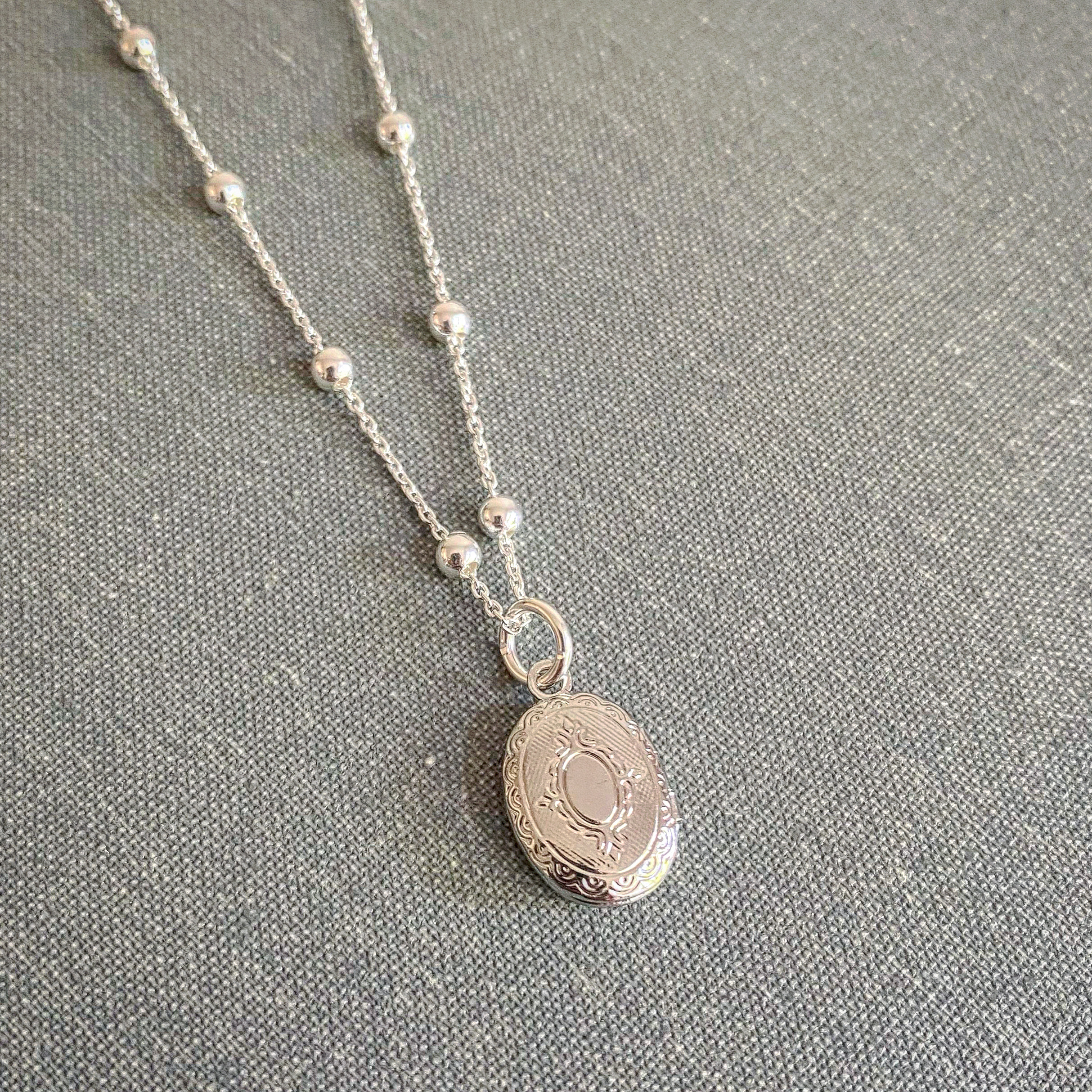 Tabitha Mini Silver Oval Locket on Bobble Chain